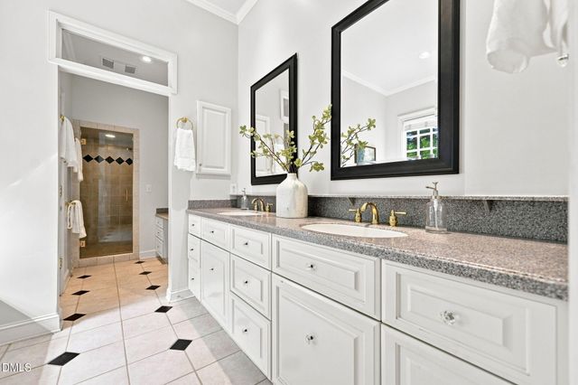 100 Sundance Place, Chapel Hill, NC 27514
