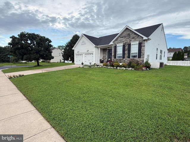 730 AMBER LN, Vineland, NJ 08360