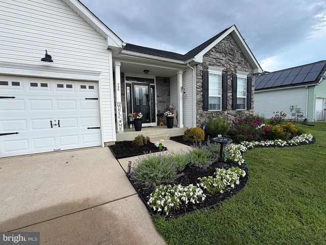 730 AMBER LN, Vineland, NJ 08360