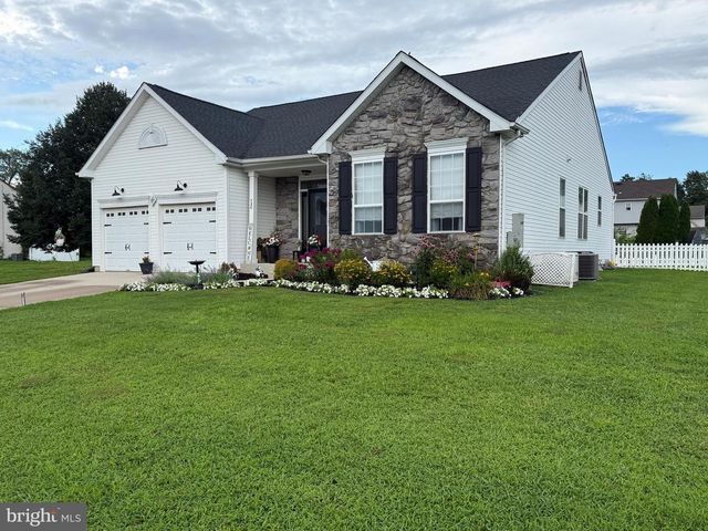 730 AMBER LN, Vineland, NJ 08360
