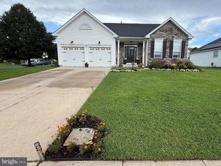 730 AMBER LN, Vineland, NJ 08360