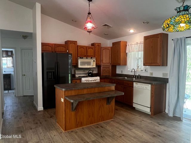 104 Cronin Road, Queensbury, NY 12804