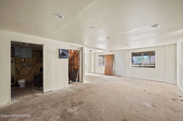 15077 N Church RD, Rathdrum, ID 83858