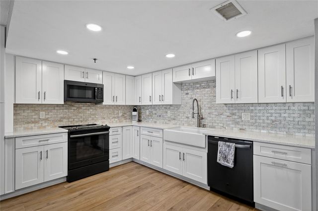 6727 TURTLEMOUND ROAD 218, New Smyrna Beach, FL 32169