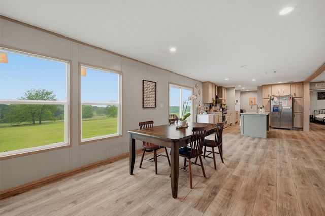 587 Kentucky Town Road, Whitewright, TX 75491