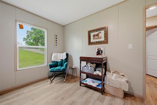 587 Kentucky Town Road, Whitewright, TX 75491