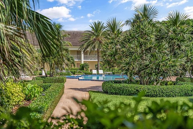 400 Beach Road 117, Vero Beach, FL 32963