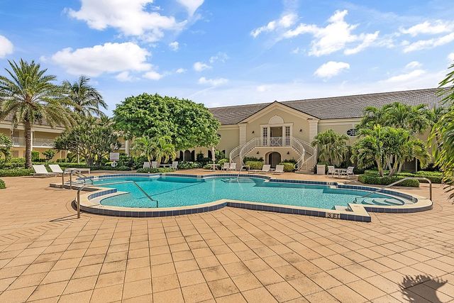 400 Beach Road 117, Vero Beach, FL 32963