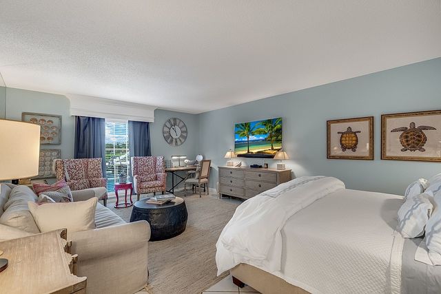 400 Beach Road 117, Vero Beach, FL 32963