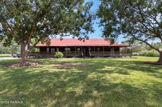 1247 Declouet Highway, Breaux Bridge, LA 70517
