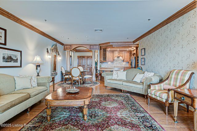 1 Riverpointe Plaza, 1112, Jeffersonville, IN 47130