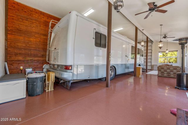 2335 Voyager Circle, Overgaard, AZ 85933