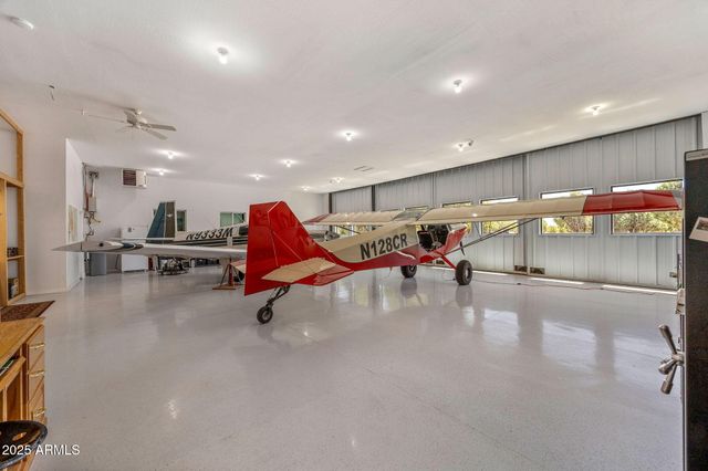 2335 Voyager Circle, Overgaard, AZ 85933