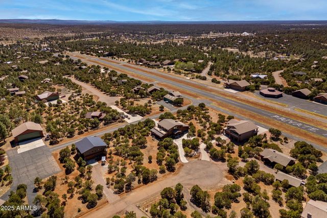 2335 Voyager Circle, Overgaard, AZ 85933