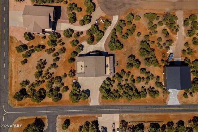 2335 Voyager Circle, Overgaard, AZ 85933