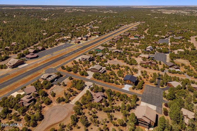 2335 Voyager Circle, Overgaard, AZ 85933