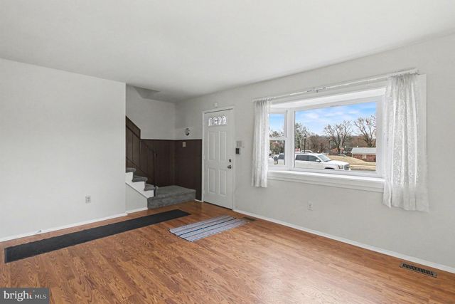 70 RITTENHOUSE DR, Willingboro, NJ 08046