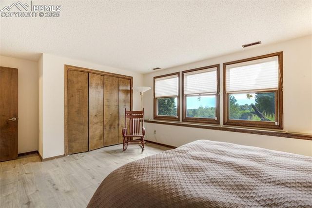 4323 Roundtree Court, Colorado Springs, CO 80915