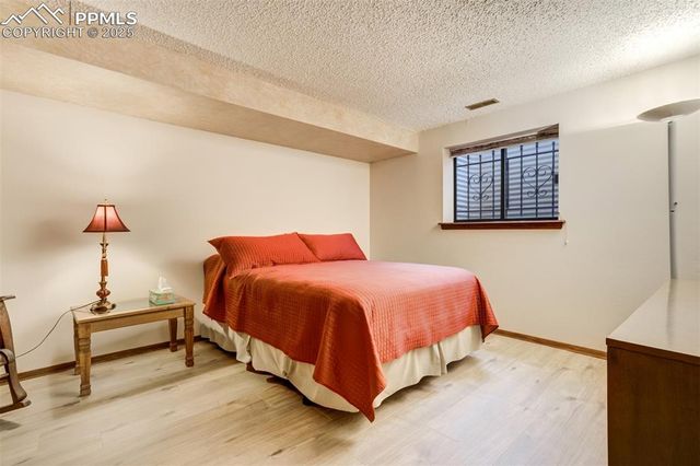 4323 Roundtree Court, Colorado Springs, CO 80915