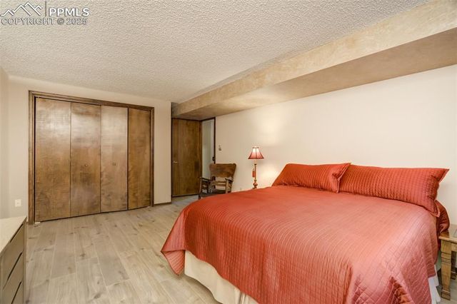 4323 Roundtree Court, Colorado Springs, CO 80915