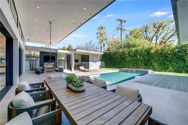 5510 Ethel, Sherman Oaks, CA 91401