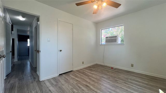 5429 Farnsworth Avenue, Fort Worth, TX 76107