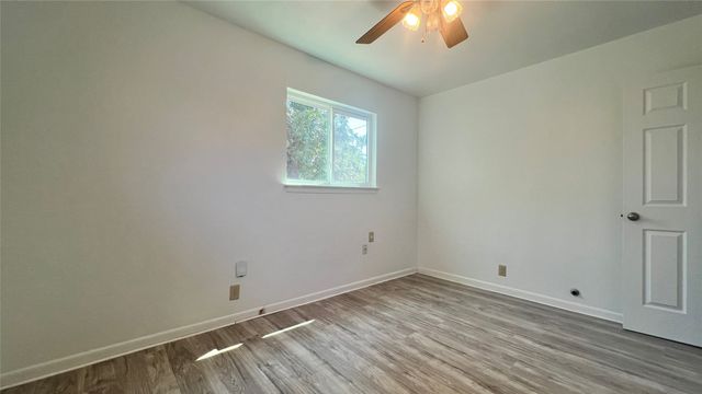 5429 Farnsworth Avenue, Fort Worth, TX 76107