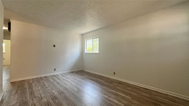 5429 Farnsworth Avenue, Fort Worth, TX 76107
