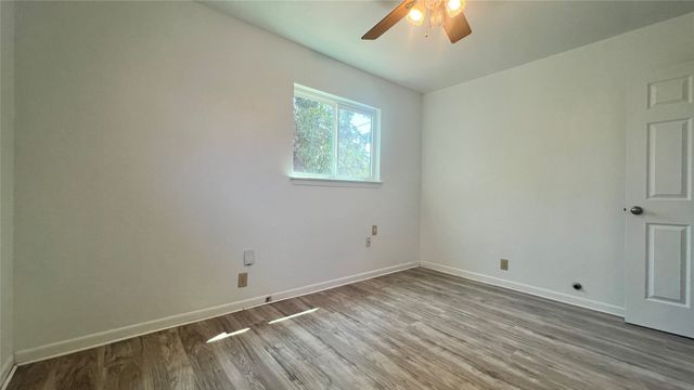 5429 Farnsworth Avenue, Fort Worth, TX 76107