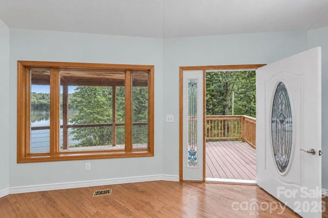 6034 Lookout Heights Drive, Claremont, NC 28610