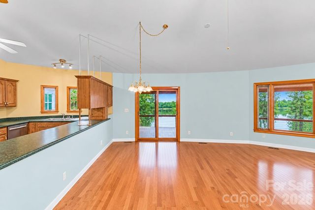 6034 Lookout Heights Drive, Claremont, NC 28610