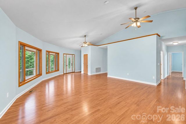 6034 Lookout Heights Drive, Claremont, NC 28610