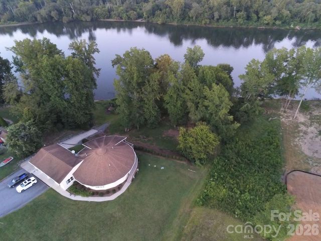 6034 Lookout Heights Drive, Claremont, NC 28610