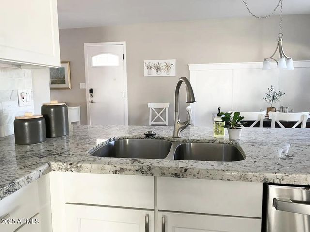 2100 N NORMAL Avenue, Tempe, AZ 85288