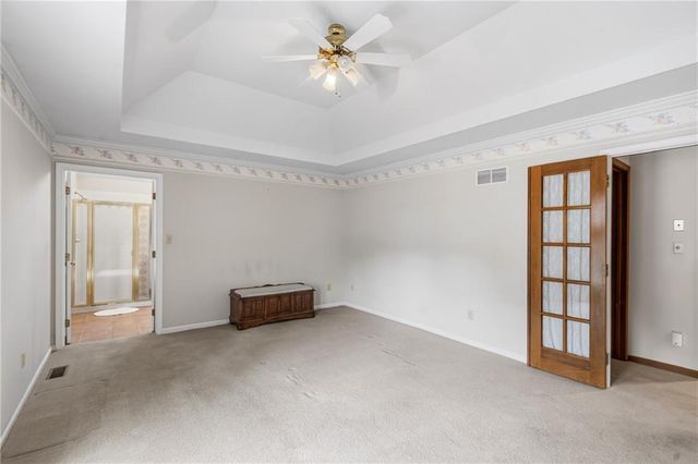 1305 NE Offshore Court, Blue Springs, MO 64014