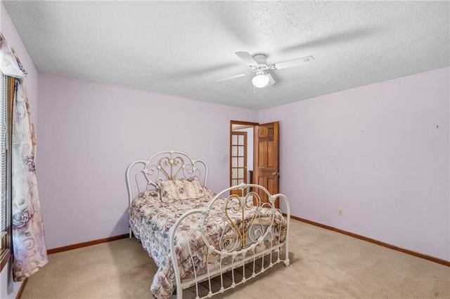 1305 NE Offshore Court, Blue Springs, MO 64014
