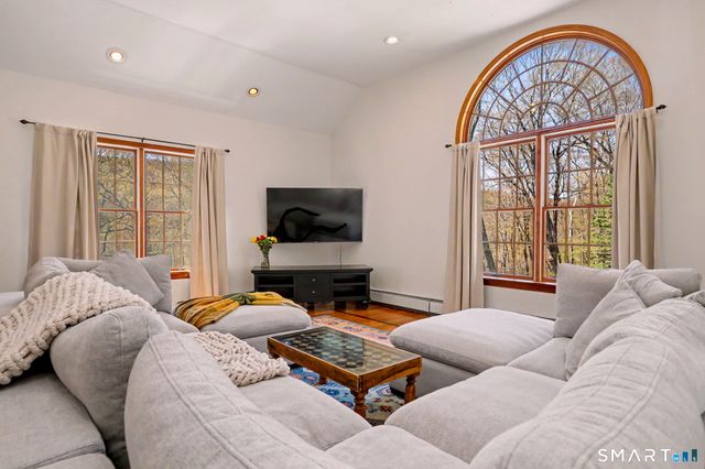 34 Hardscrabble Road, Sherman, CT 06784