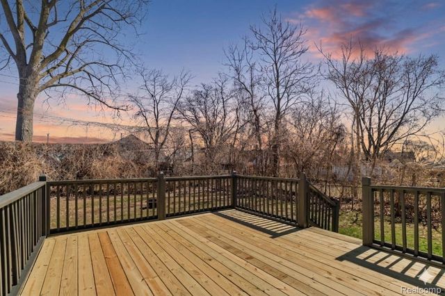 21356 Ithaca Avenue, Ferndale, MI 48220