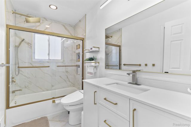 21356 Ithaca Avenue, Ferndale, MI 48220