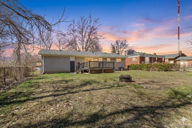 21356 Ithaca Avenue, Ferndale, MI 48220