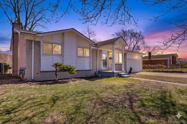 21356 Ithaca Avenue, Ferndale, MI 48220