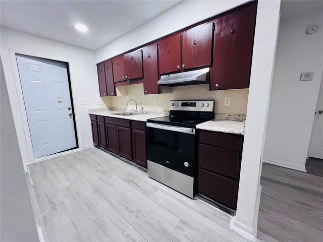468 OREGON AVENUE, Lakeland, FL 33815