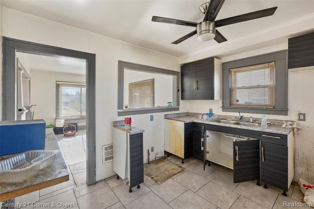256 W Montana Street, Detroit, MI 48203