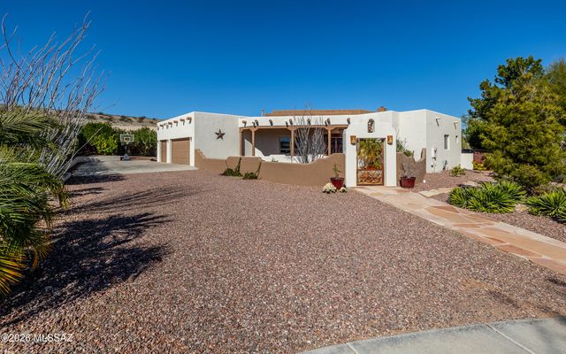 1632 W Placita Lluvia De Oro, Sahuarita, AZ 85629