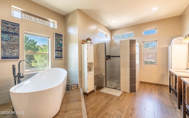 1632 W Placita Lluvia De Oro, Sahuarita, AZ 85629