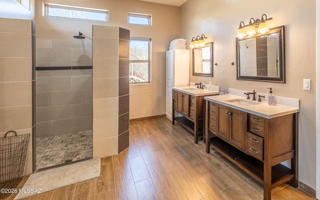 1632 W Placita Lluvia De Oro, Sahuarita, AZ 85629