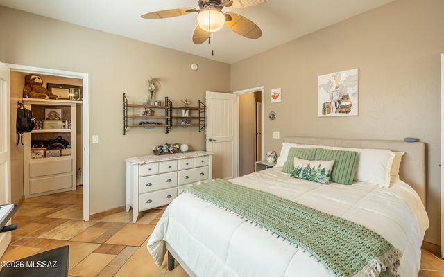 1632 W Placita Lluvia De Oro, Sahuarita, AZ 85629