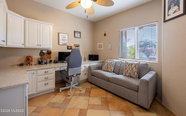 1632 W Placita Lluvia De Oro, Sahuarita, AZ 85629