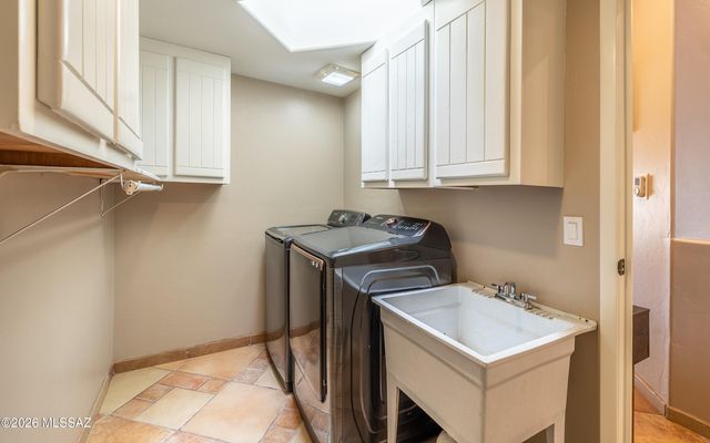 1632 W Placita Lluvia De Oro, Sahuarita, AZ 85629