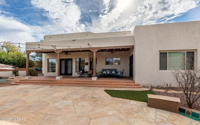 1632 W Placita Lluvia De Oro, Sahuarita, AZ 85629